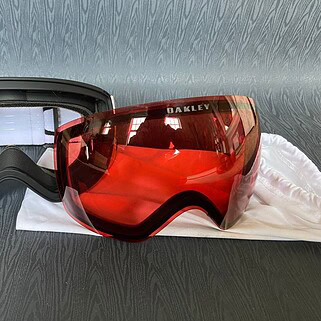 Oakley Flight Deck Ski Goggles with Prizm Lens |Reviewed in 2025